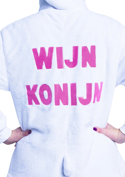 Konijn Onesie Wijn Konijn (detail tekst)