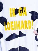 Onesie Koe - Ik ga Loeihard (detail)