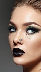 Neuspiercing Doodshoofd Zilver