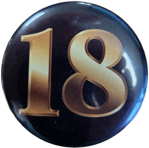 Button Zwart Goud 18 Jaar