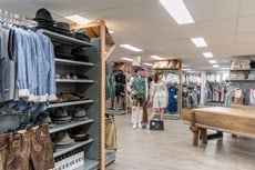 Feestwinkel Megastore Borne | Carnavalsland-103